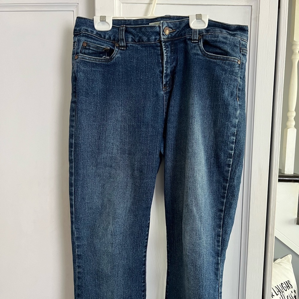 Super cute  and comfy jeans.
